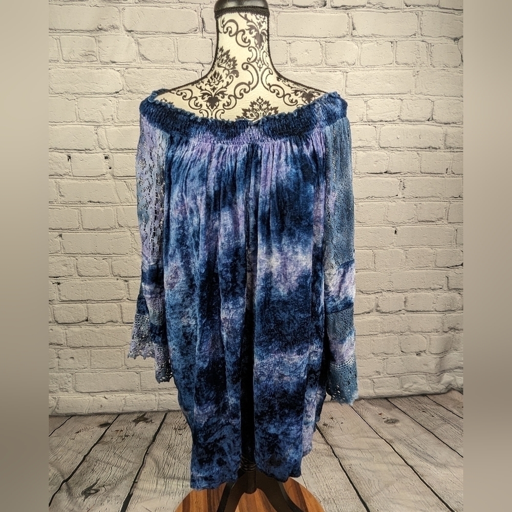 Indigo Thread Women's Size 3x Crochet Inset sleeves NWT Off Shoulder Tunic b18a